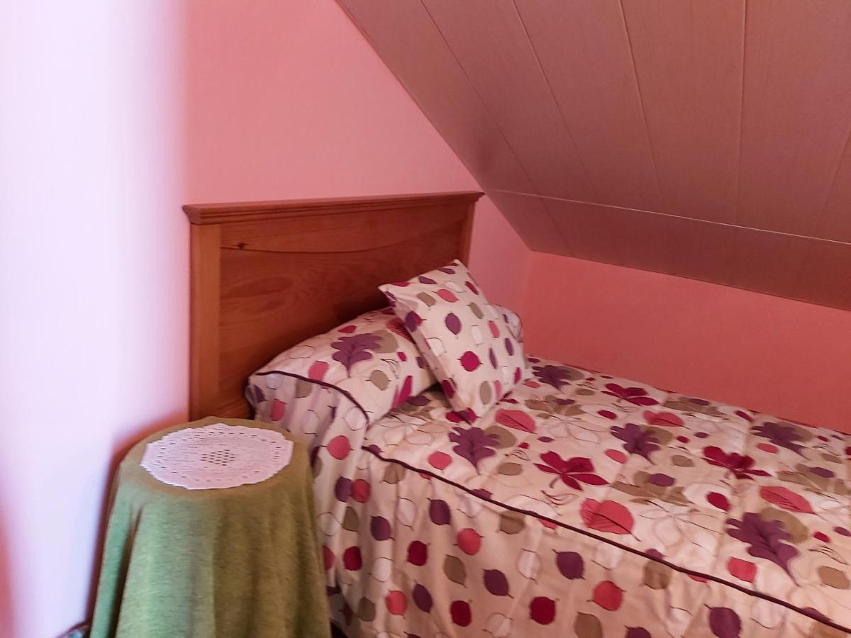 Despertar Con El Sonido De Los Pajaros Villa Melide Eksteriør billede