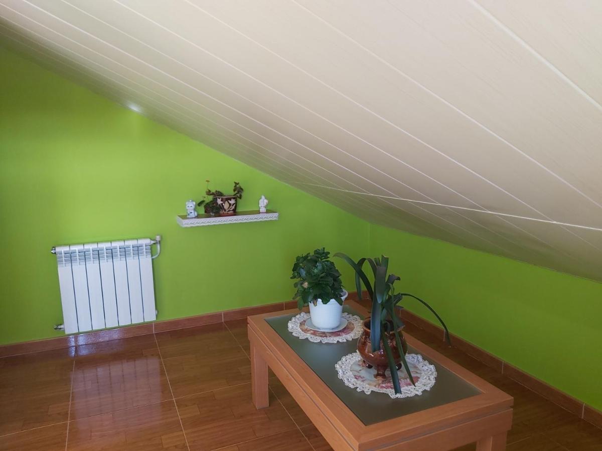 Despertar Con El Sonido De Los Pajaros Villa Melide Eksteriør billede