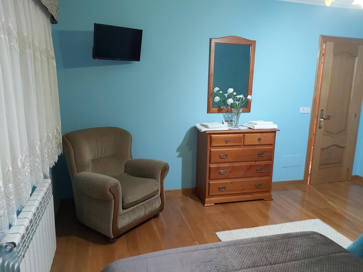 Despertar Con El Sonido De Los Pajaros Villa Melide Eksteriør billede