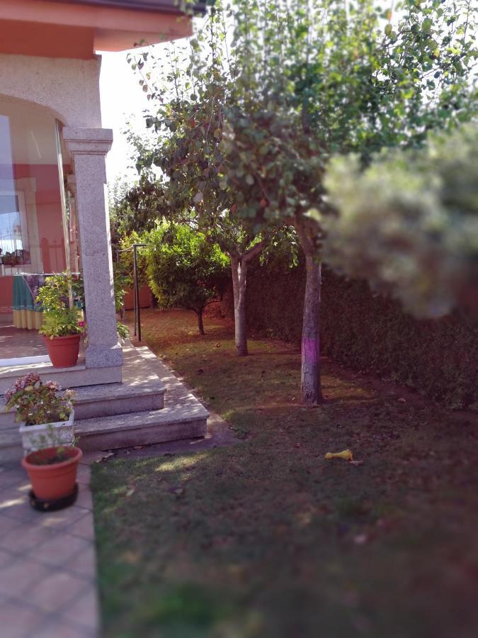 Despertar Con El Sonido De Los Pajaros Villa Melide Eksteriør billede